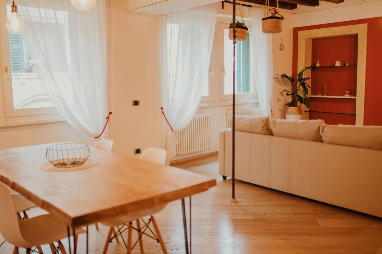 ורונה Casa Sgarzarie Exclusive Apartment מראה חיצוני תמונה