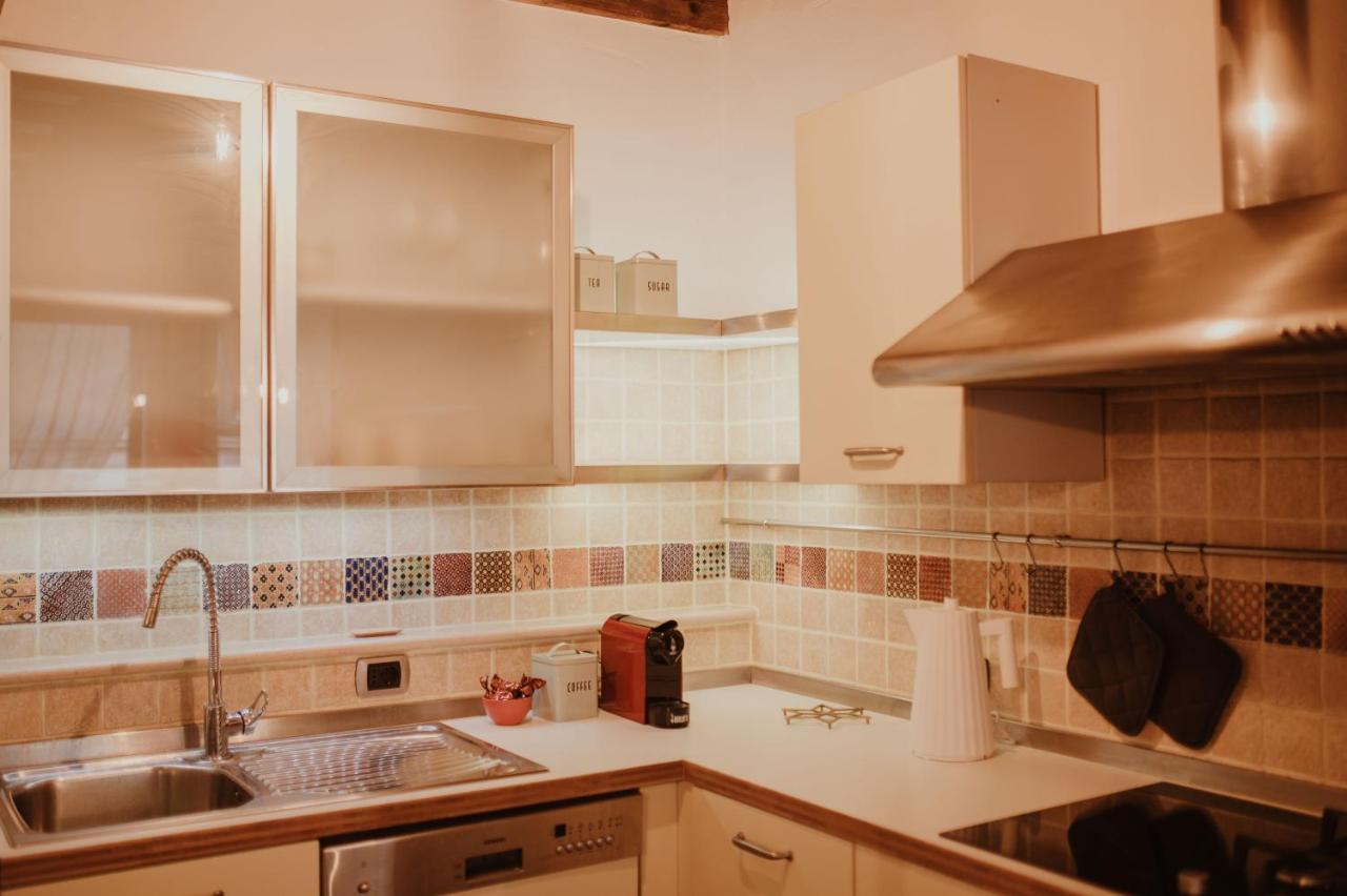 ורונה Casa Sgarzarie Exclusive Apartment מראה חיצוני תמונה